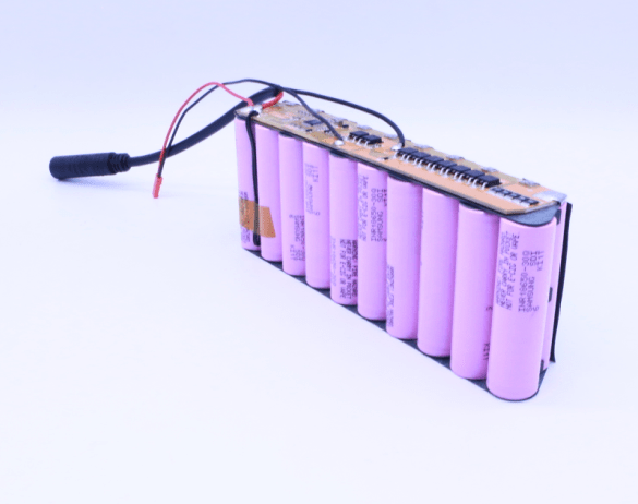 Li-ion battery pack for skateboard